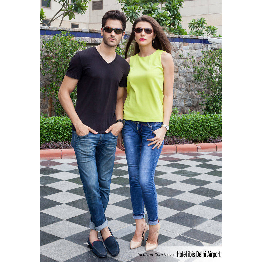 BRANDED Tortoise Full Rim Rectangle right side