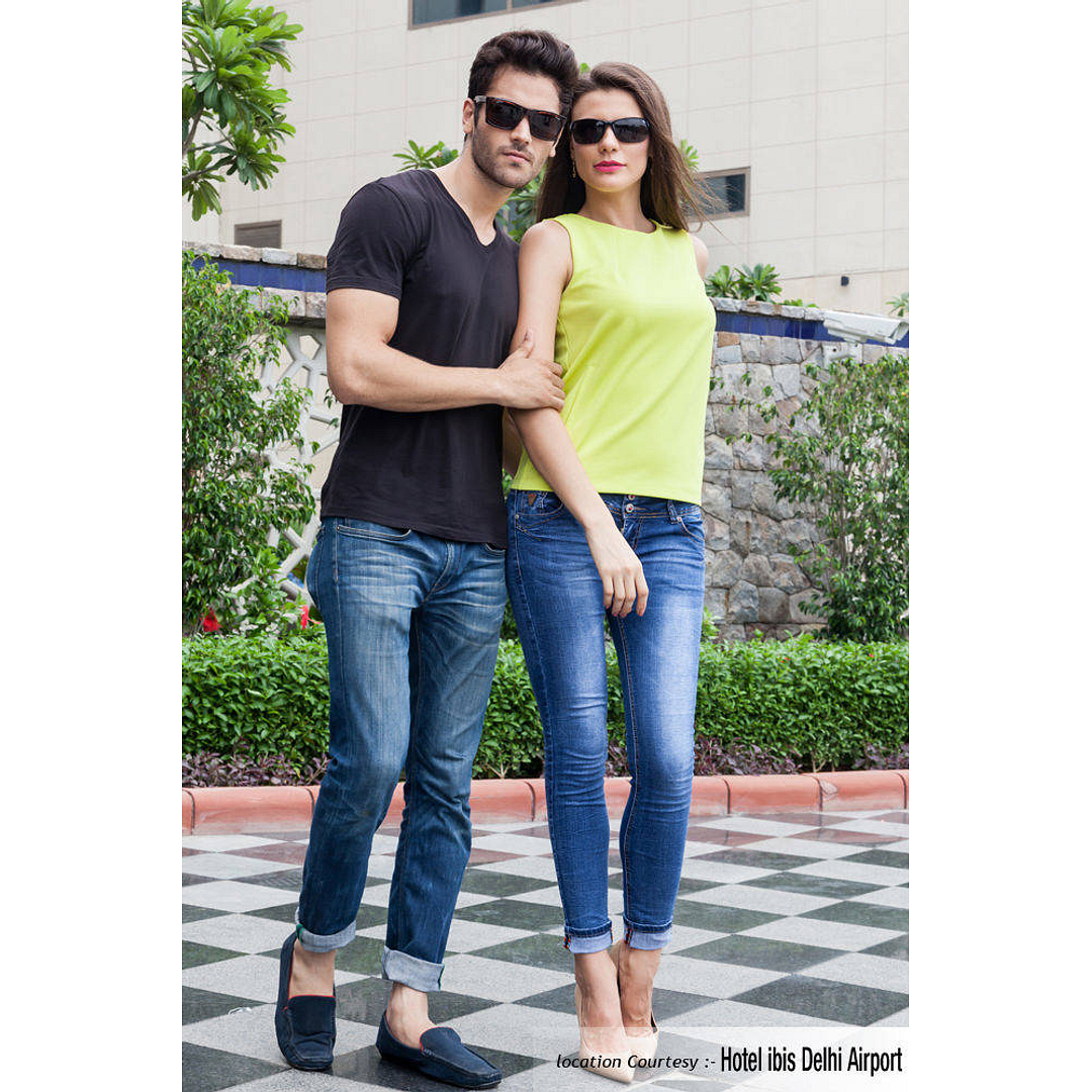 BRANDED Tortoise Full Rim Square right side