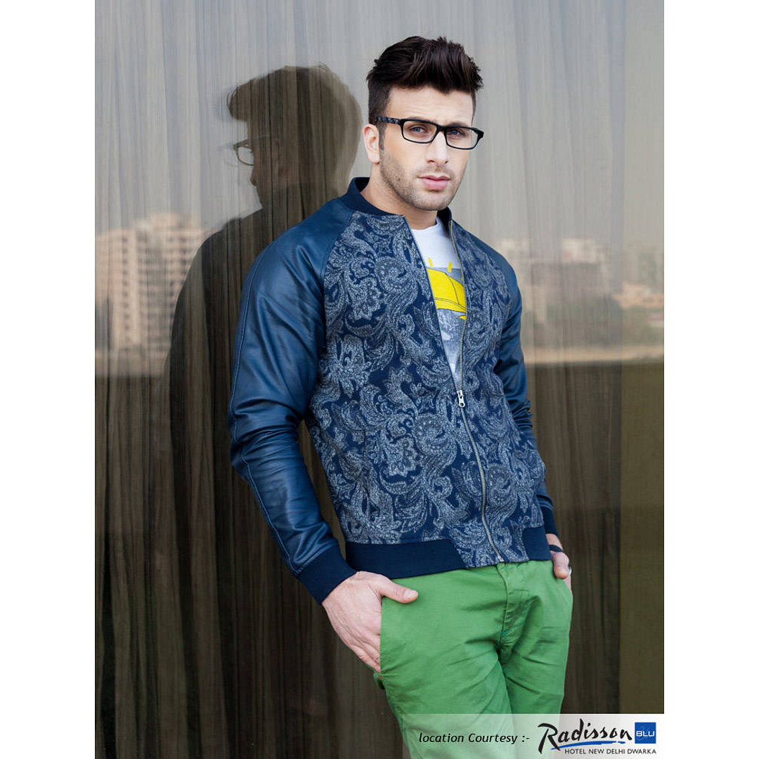 Vincent Chase Online Black Full Rim Rectangle left side