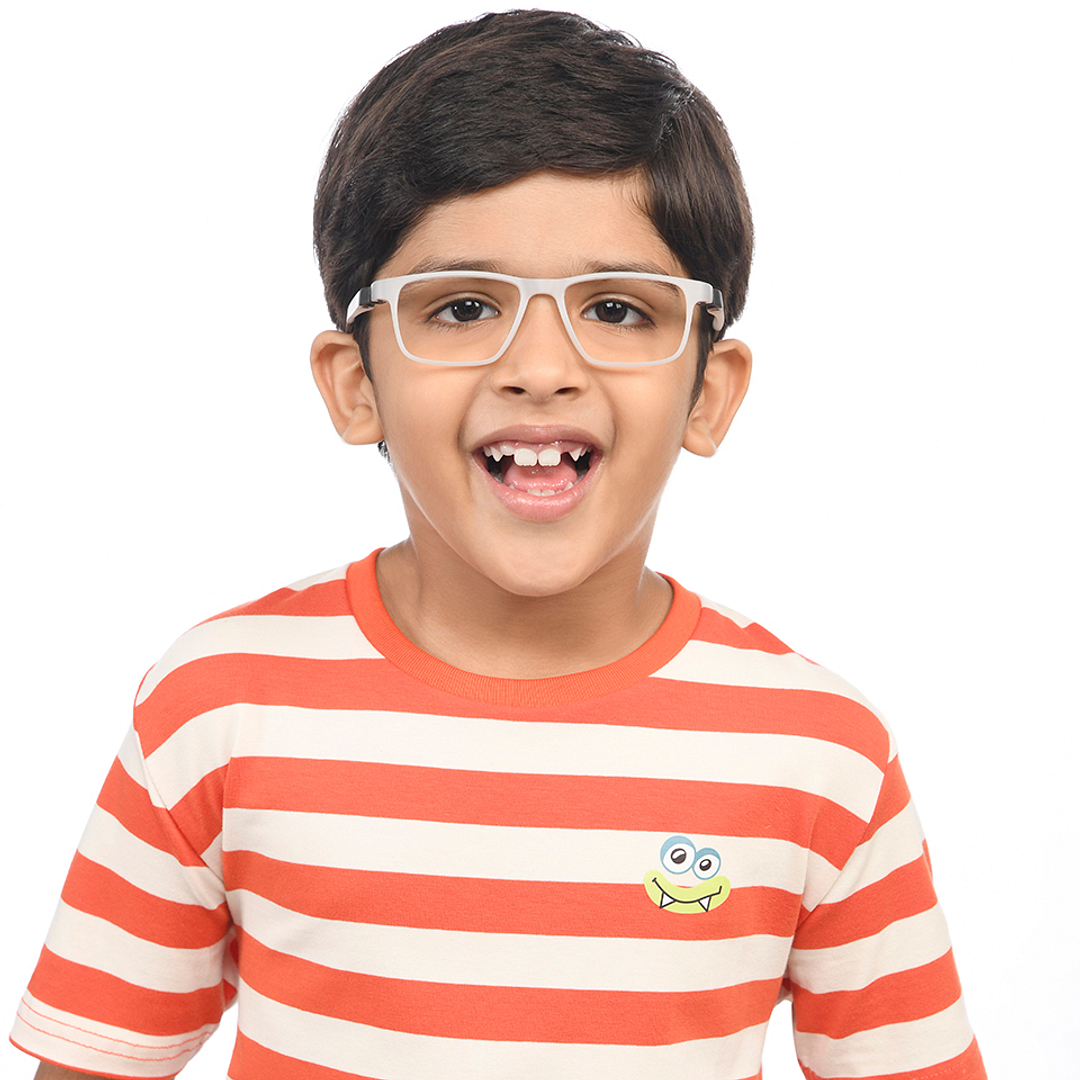 Hooper Online White Full Rim Rectangle left side