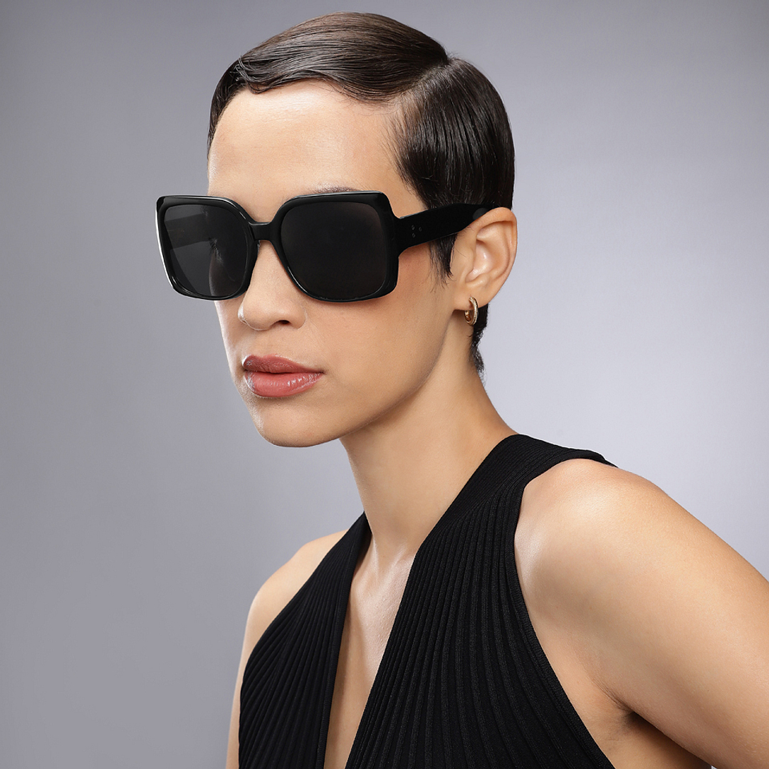 John Jacobs Online Black Full Rim Square left side