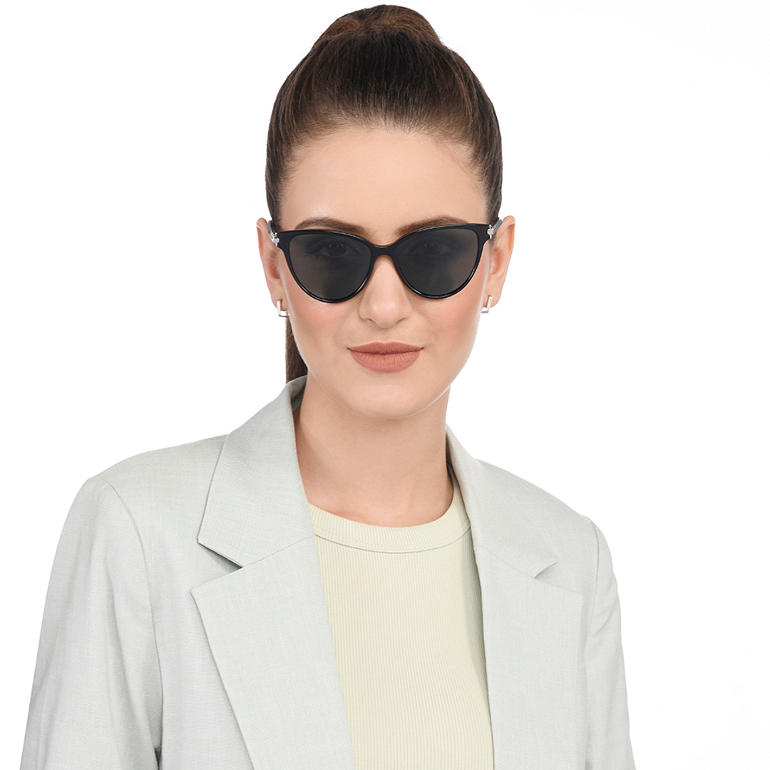 John Jacobs Black Full Rim Cat Eye right side