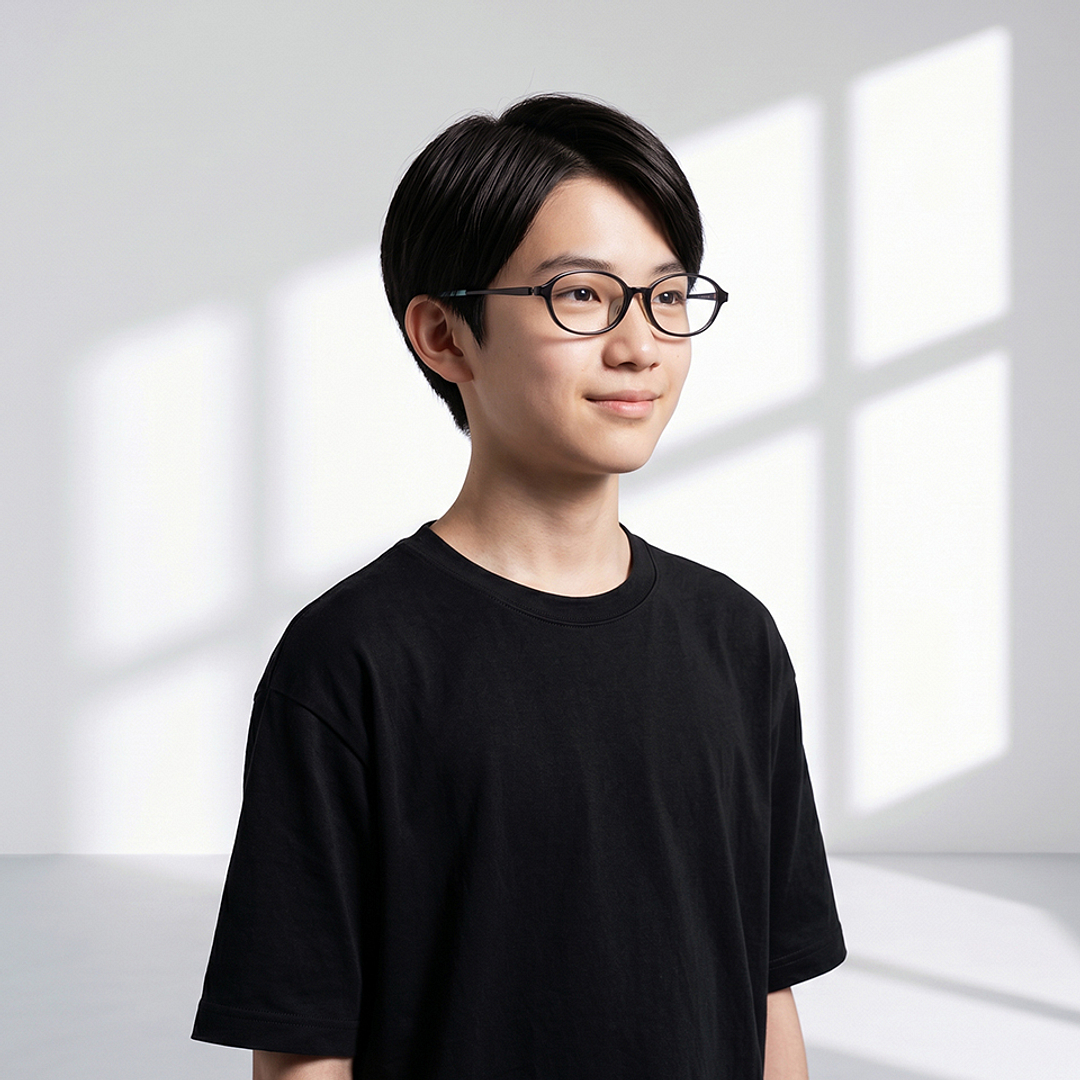 Junni Black Transparent Full Rim Oval right side