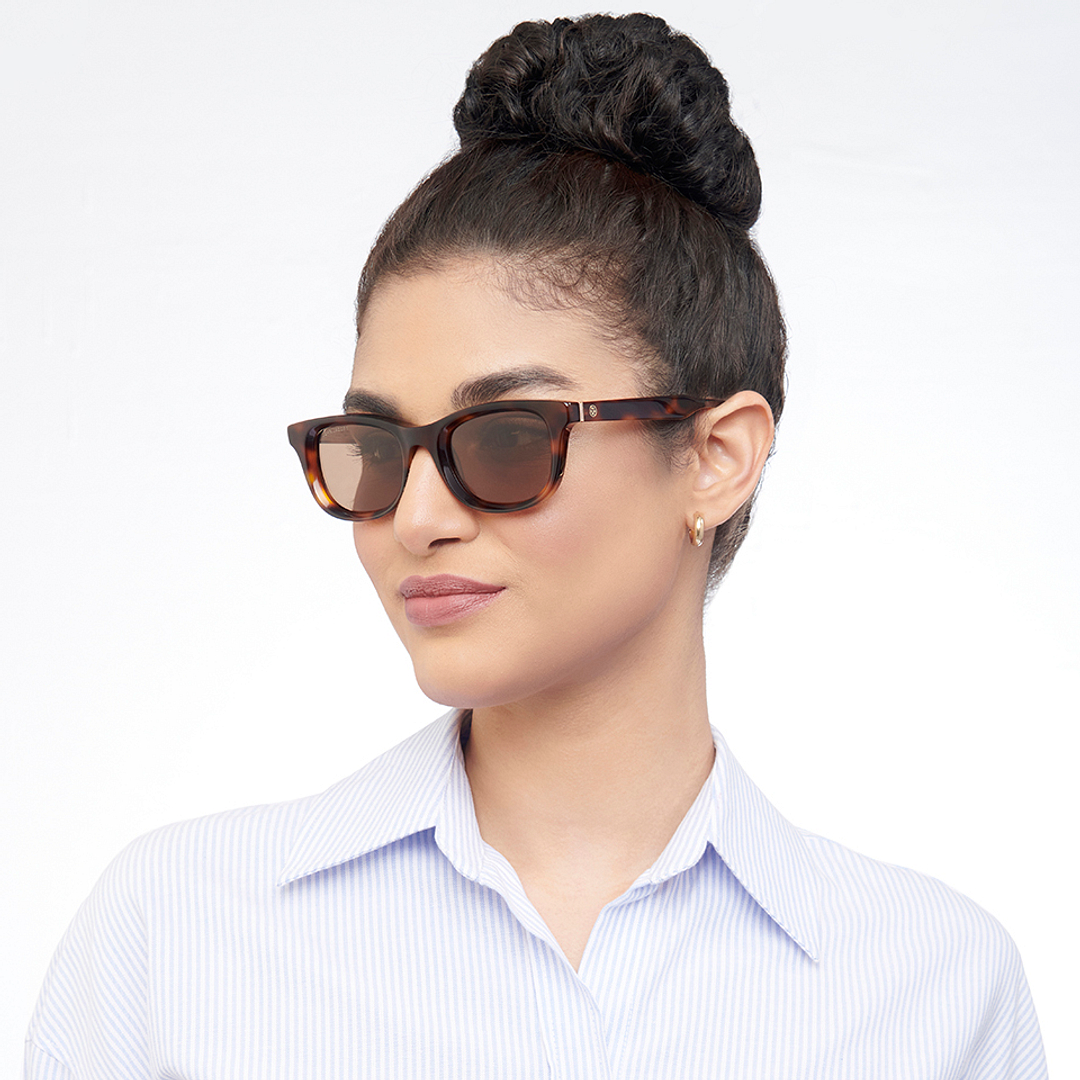 John Jacobs Online Tortoise Full Rim Rectangle left side