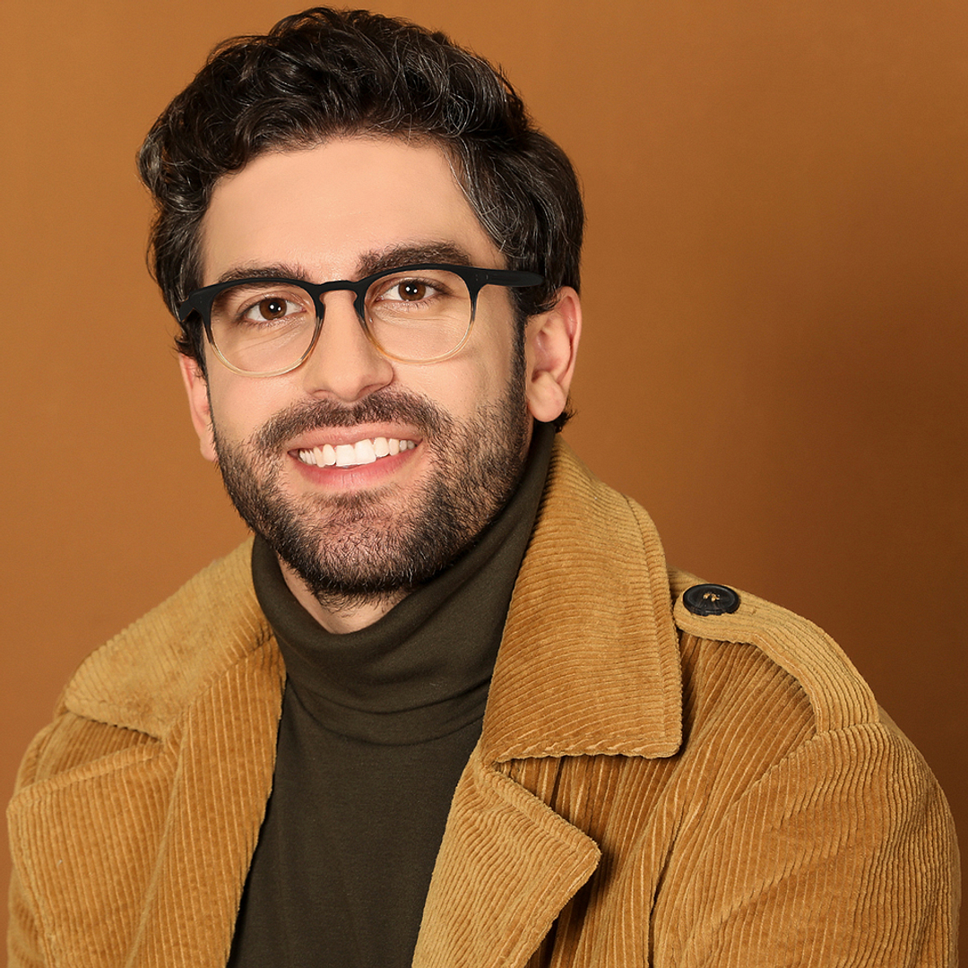 John Jacobs Online Black Full Rim Round right side