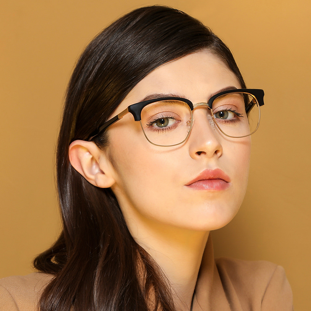 John Jacobs Screen Glasses Gold Full Rim Clubmaster right side