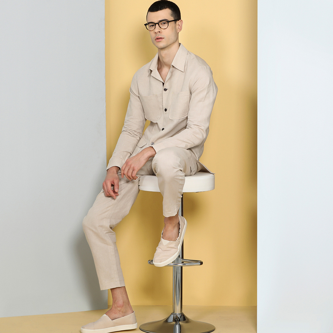 John Jacobs Online Black Full Rim Round right side