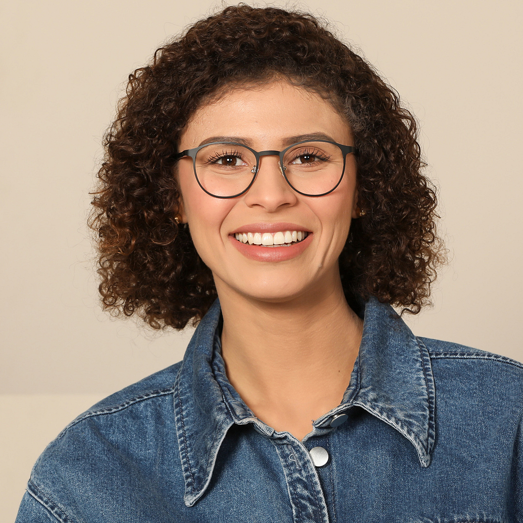 John Jacobs Online Black Full Rim Round right side