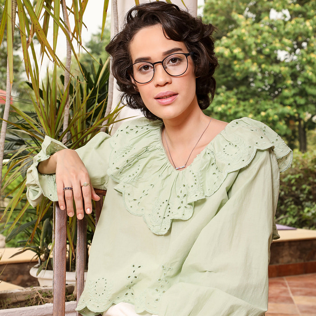 John Jacobs Online Black Full Rim Round left side