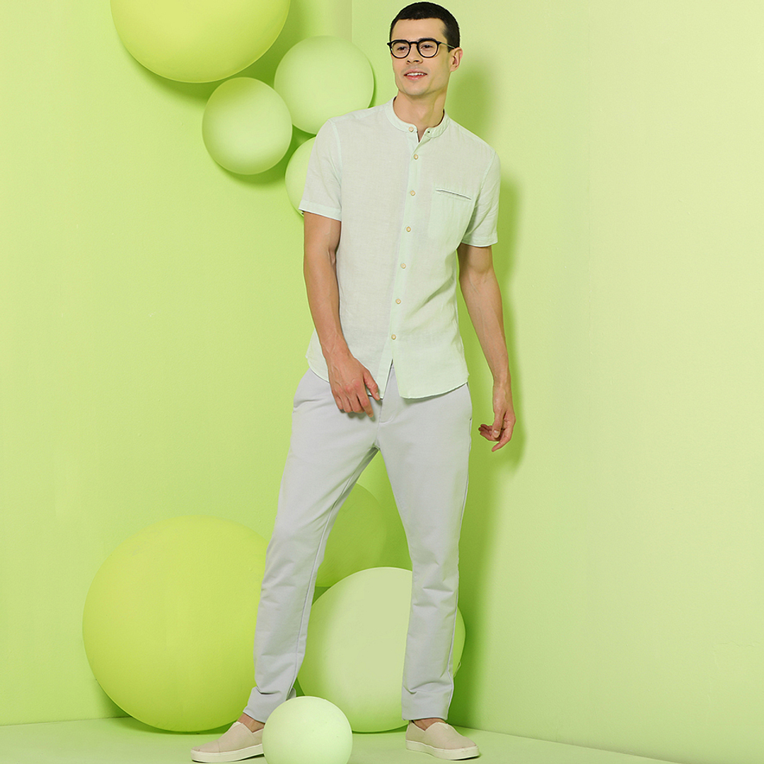 John Jacobs Online Black Full Rim Geometric right side