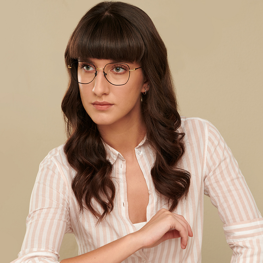 John Jacobs Online Black Full Rim Geometric right side