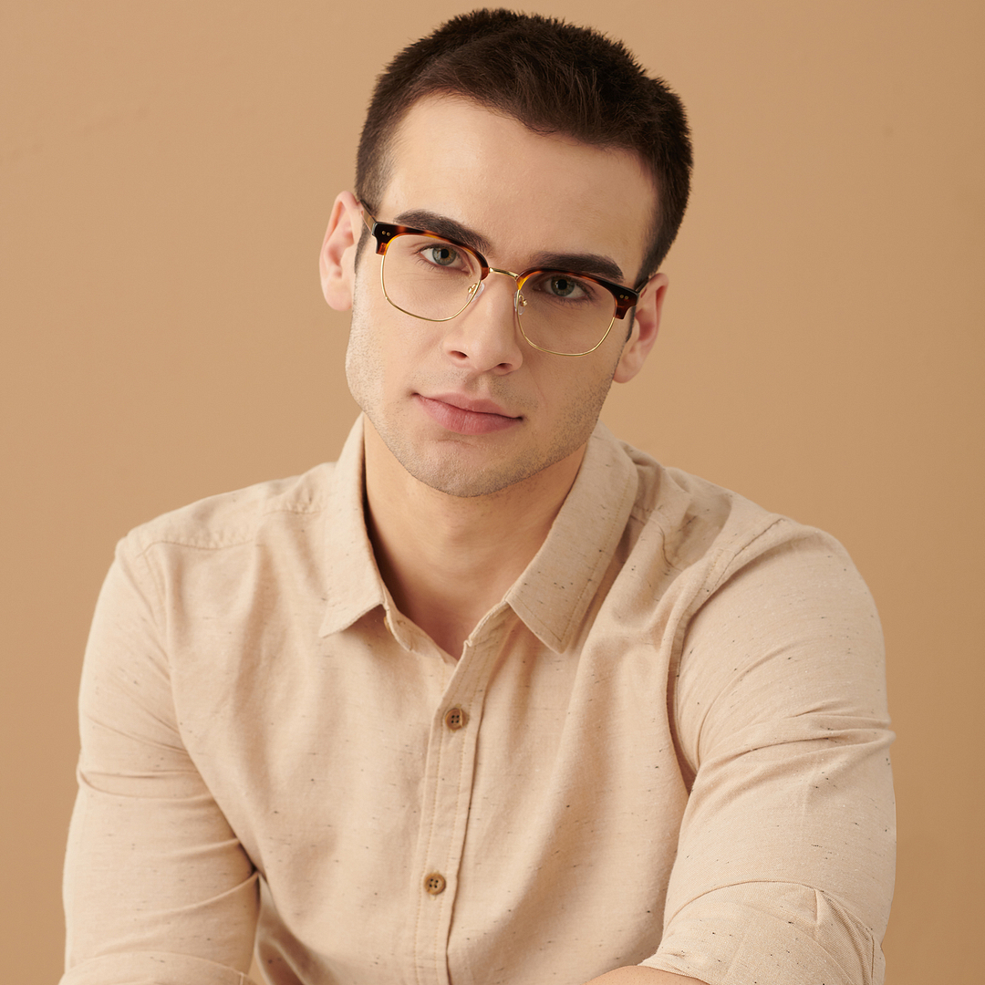 John Jacobs Online Golden Brown Full Rim Clubmaster right side