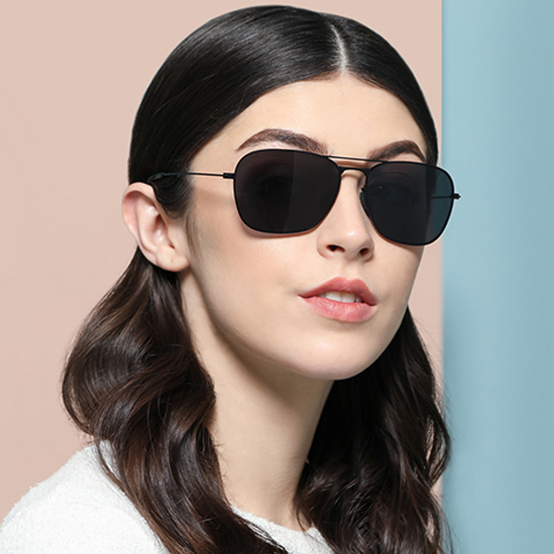 John Jacobs Online Black Full Rim Rectangle right side