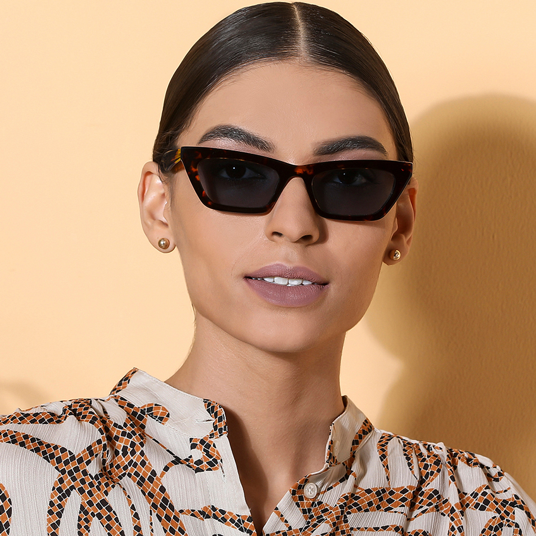 John Jacobs Online Light Brown Full Rim Cat Eye right side