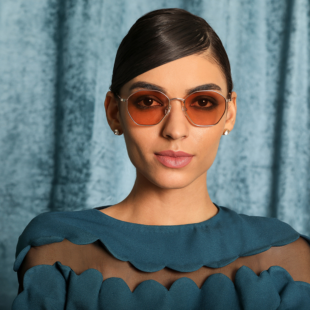 John Jacobs Online Gold Full Rim Hexagonal left side