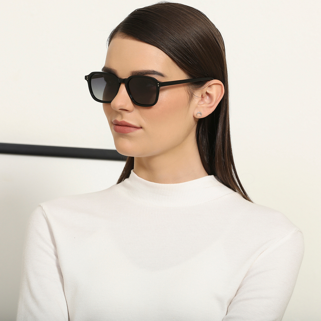 John Jacobs Online Black Full Rim Square right side