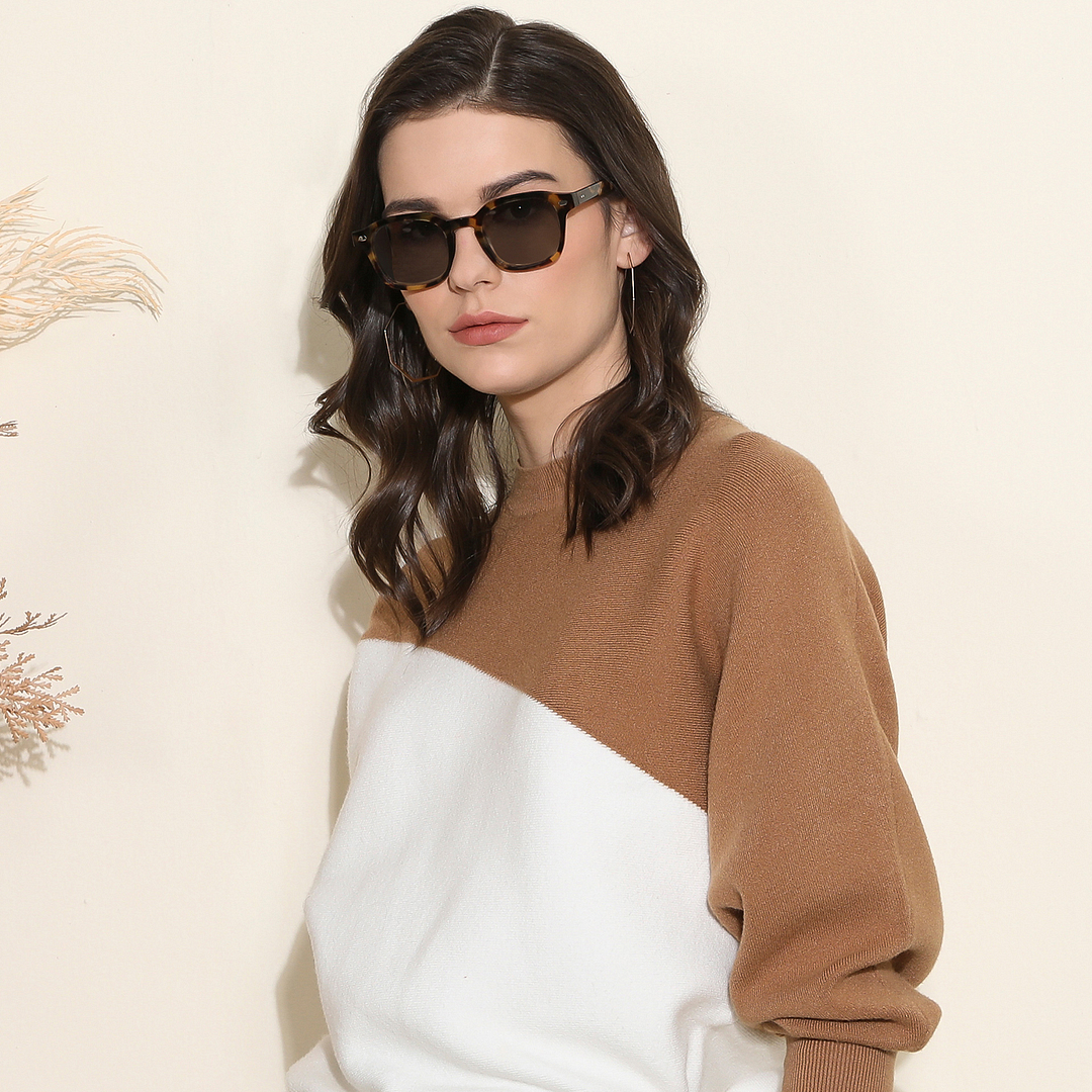 John Jacobs Online Light Brown Full Rim Square right side