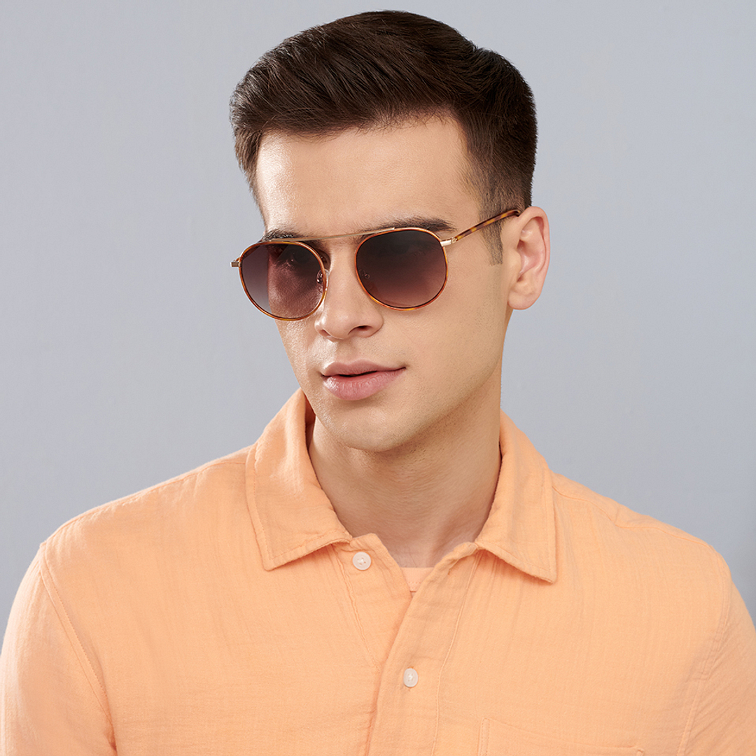 John Jacobs Gold Full Rim Round right side