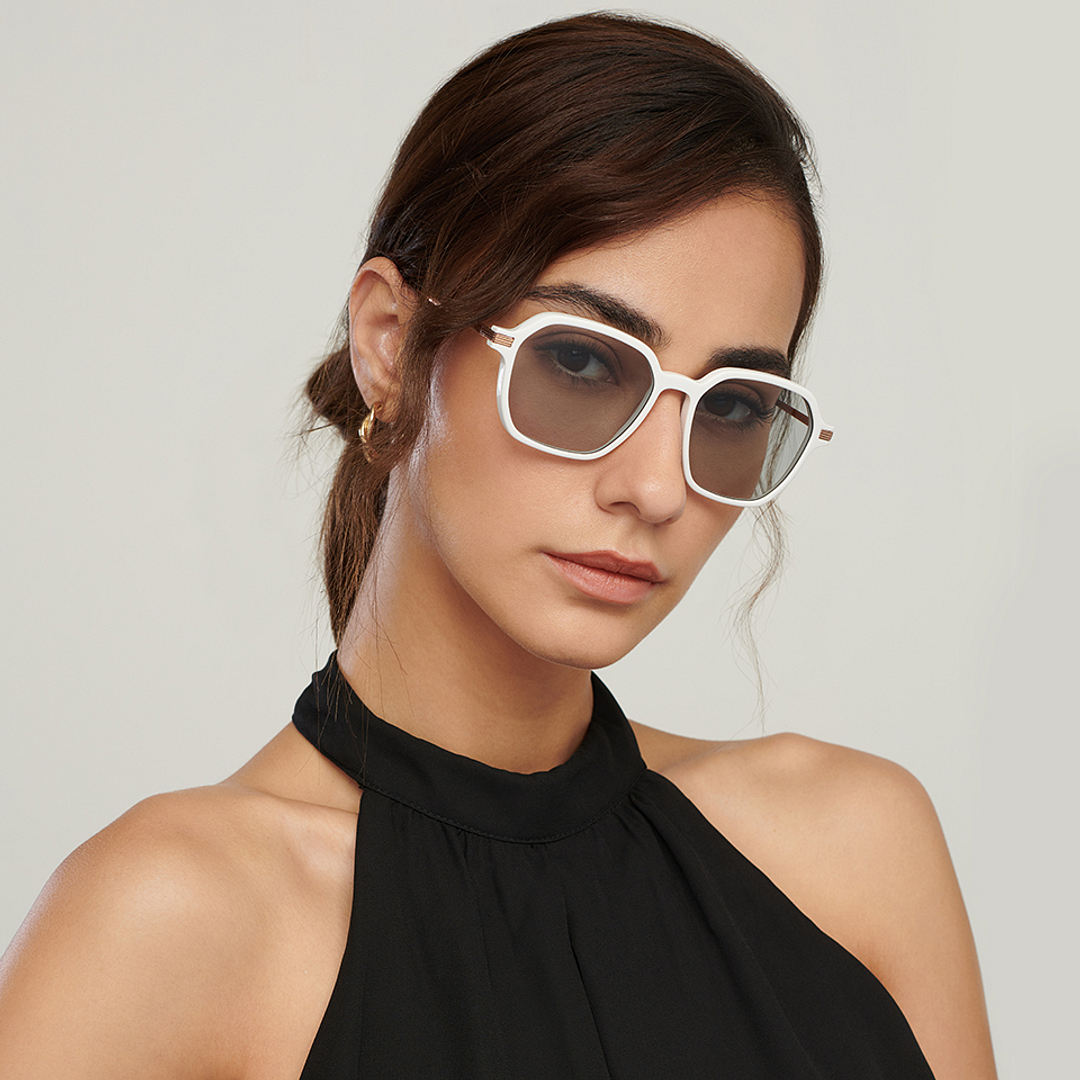 John Jacobs Online White Full Rim Square left side