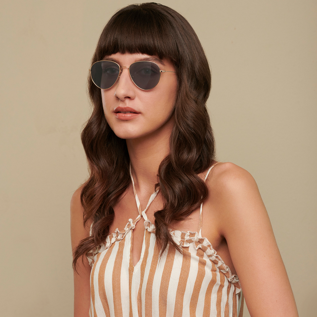 John Jacobs Gold Full Rim Round right side