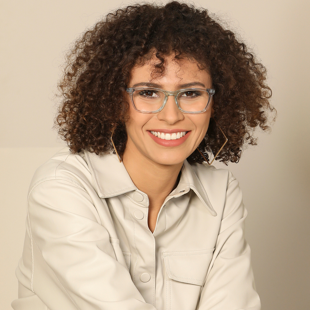 John Jacobs Online Green Transparent Full Rim Rectangle right side