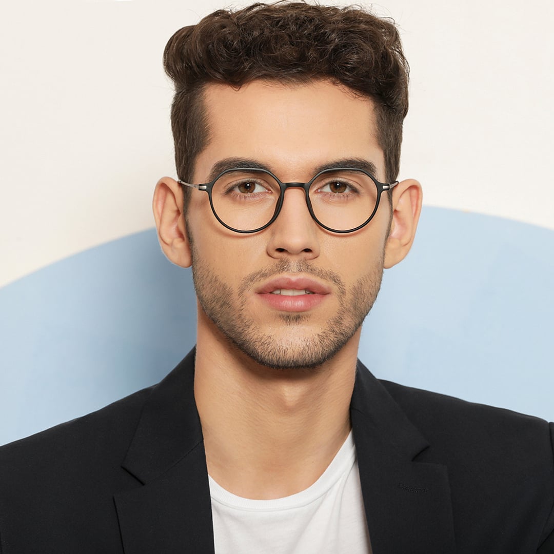 Lenskart Air Black Full Rim Round right side