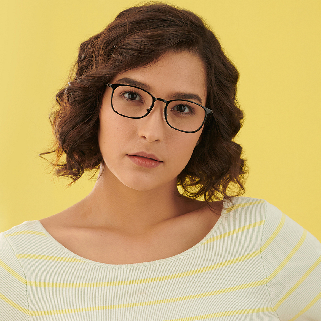 Lenskart Air Online Black Full Rim Square right side