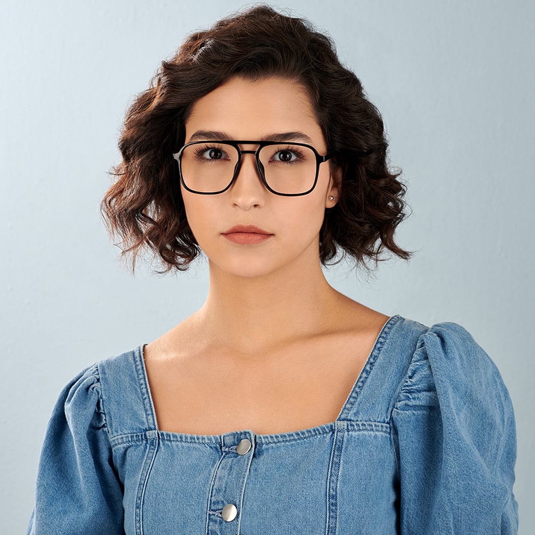 Lenskart Air Black Full Rim Square right side