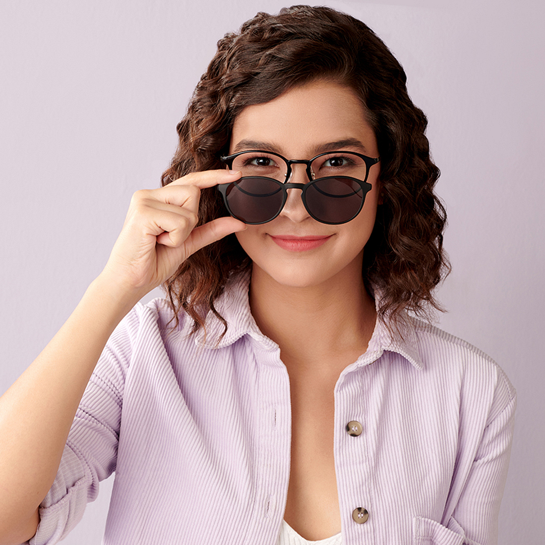 Lenskart Air Online Black Full Rim Round left side