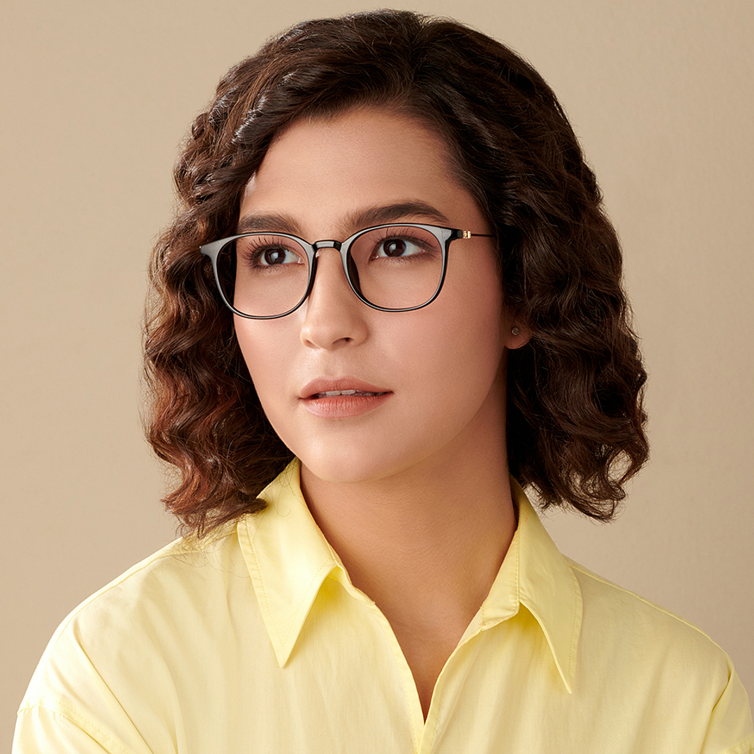 Lenskart Air Online Black Full Rim Round left side