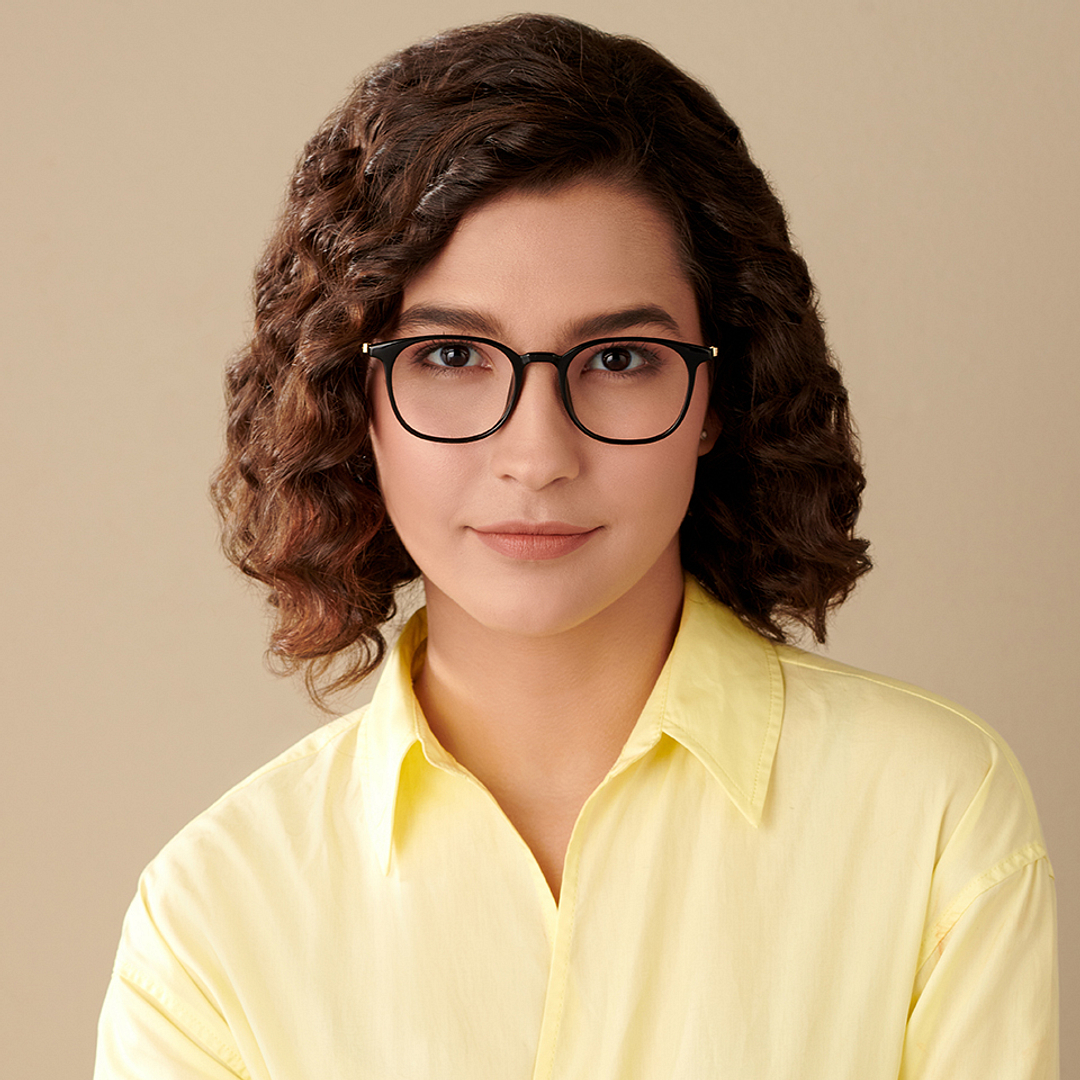 Lenskart Air Online Black Full Rim Round right side