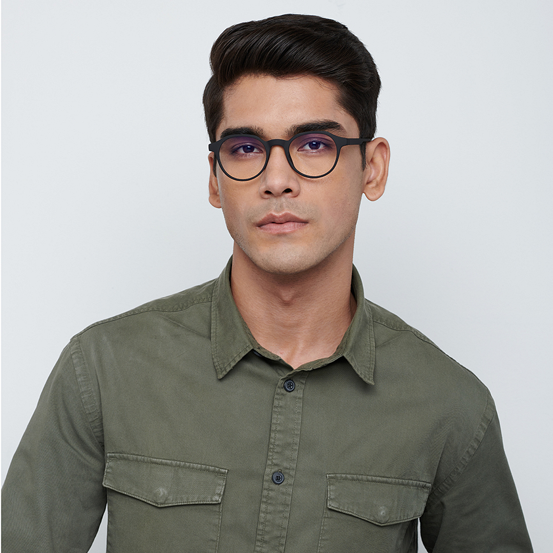 Lenskart BLU Screen Glasses Blue Block Zero Power Screen Glasses: Black Full Rim Round Lenskart Blu LB E14060-C1 right side