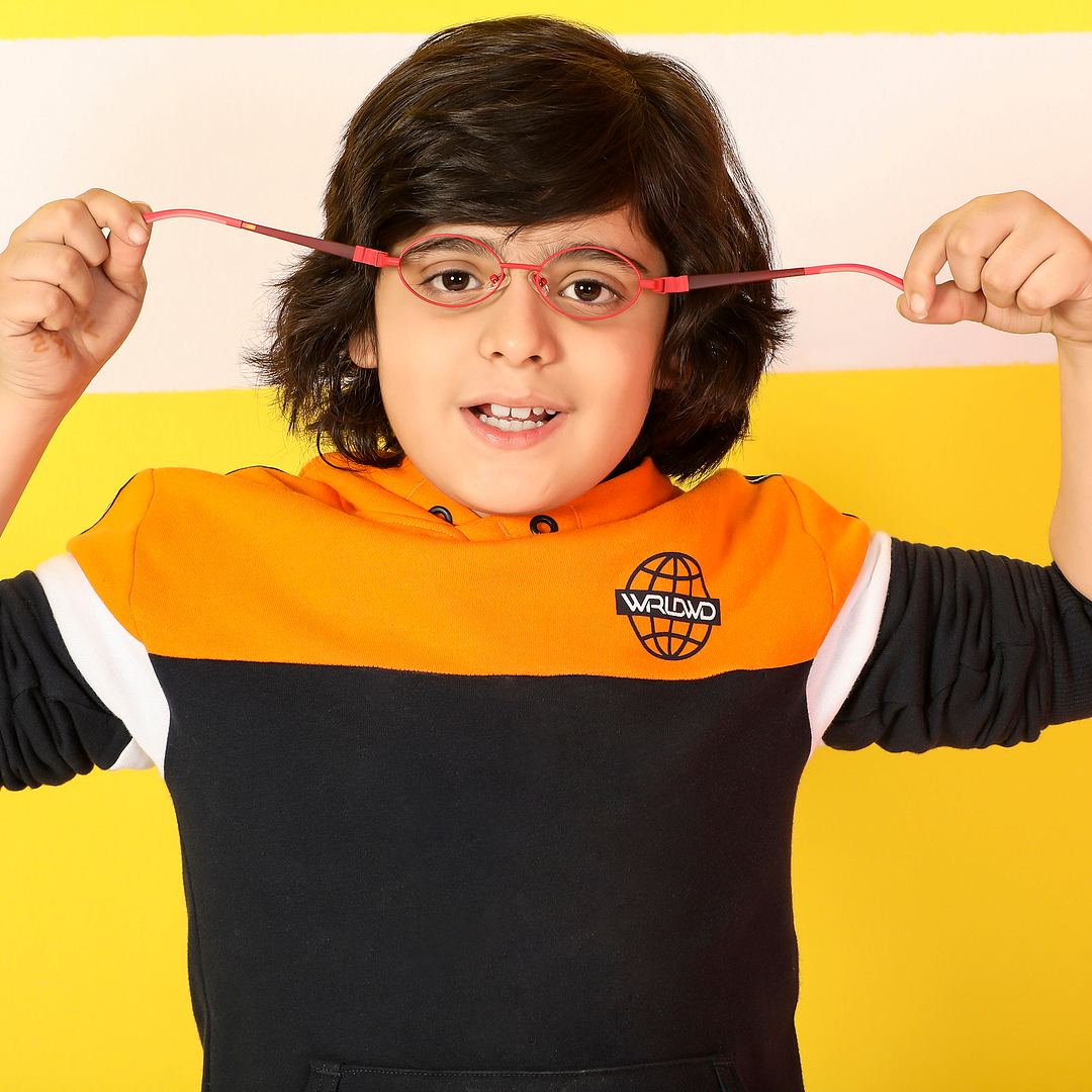 Hooper Online Red Full Rim Round left side