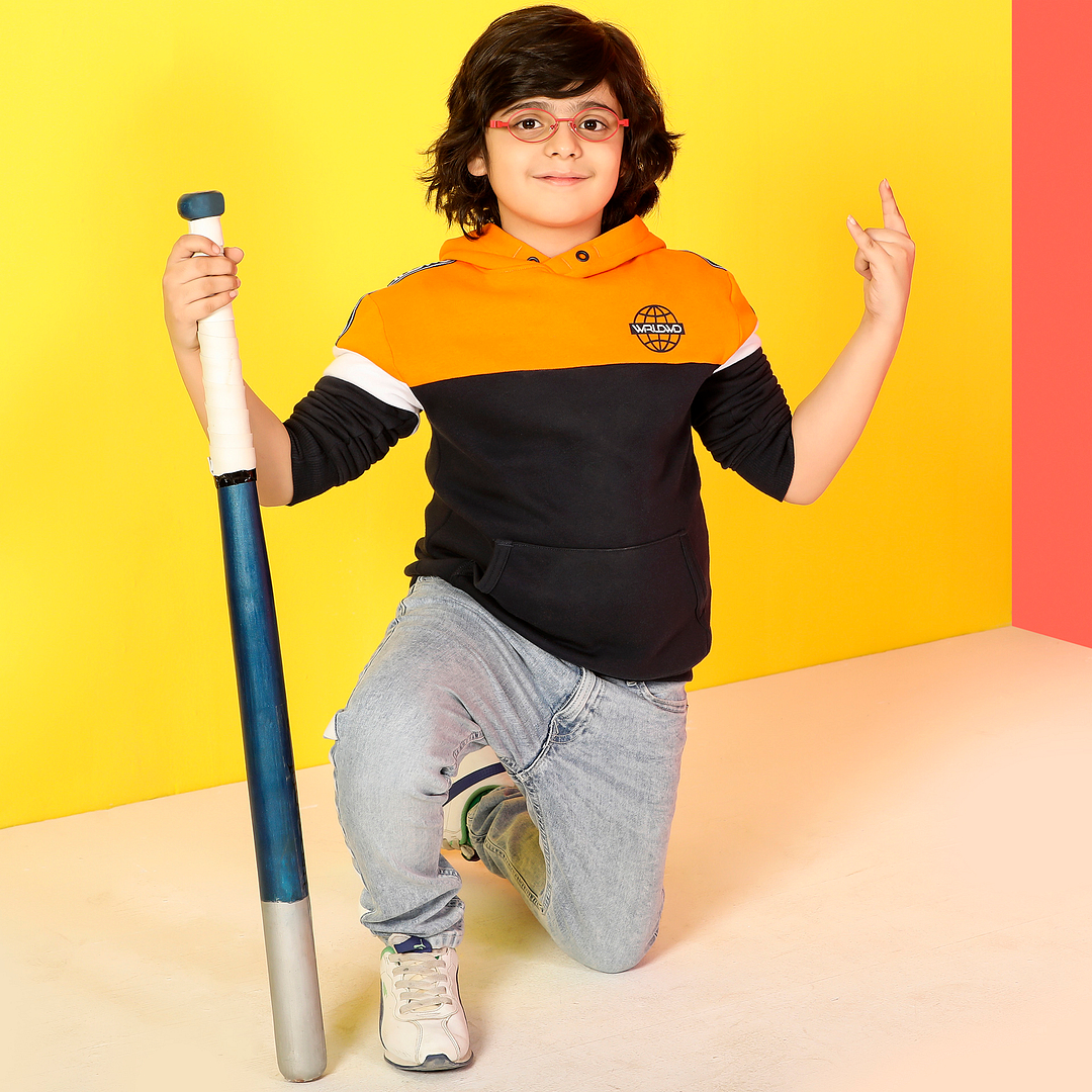 Hooper Online Red Full Rim Round right side