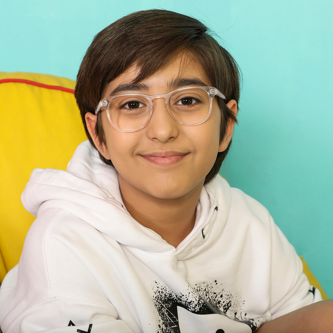 Hooper Online Crystal Transparent Full Rim Round left side