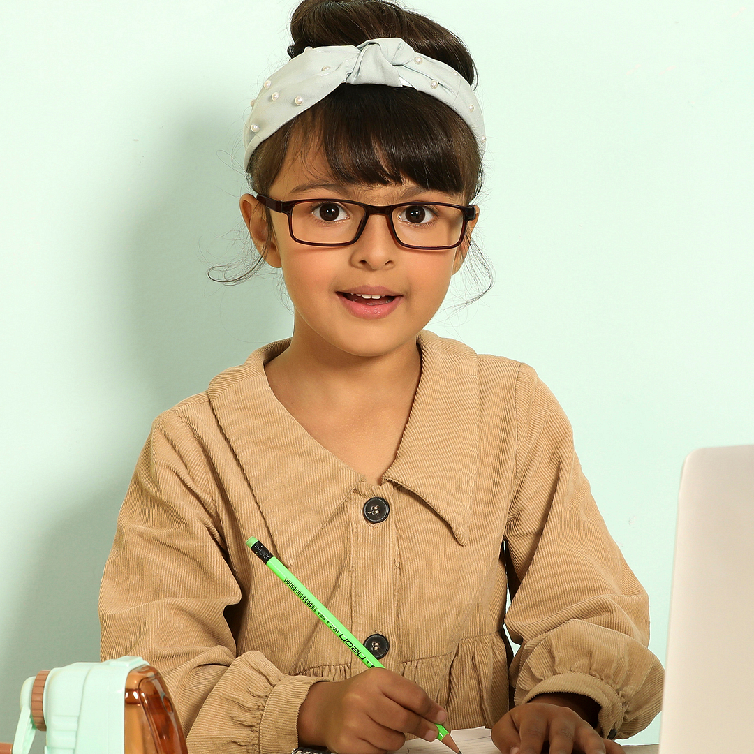 Hooper Online Red Transparent Full Rim Rectangle right side