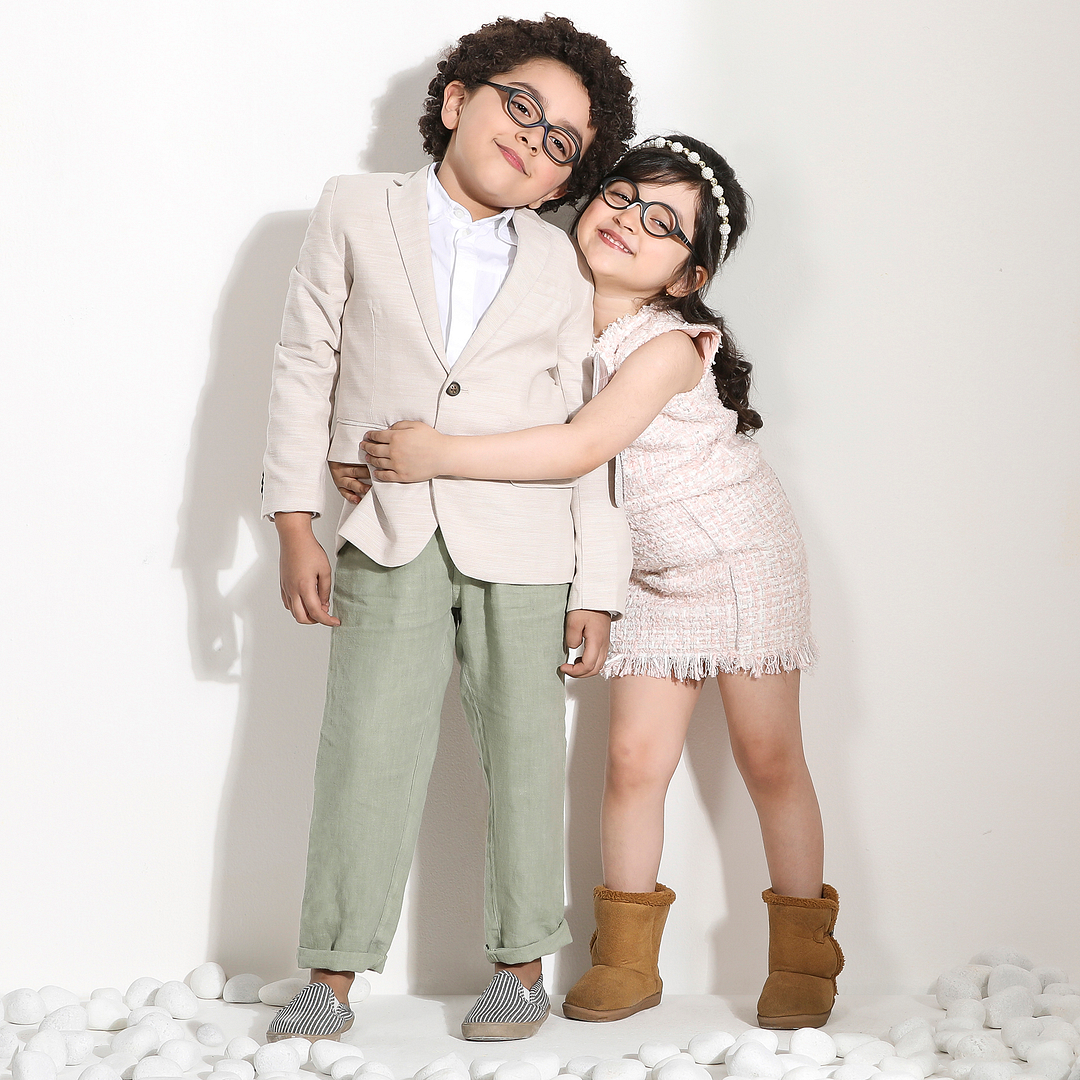 Hooper Online Black Full Rim Round right side