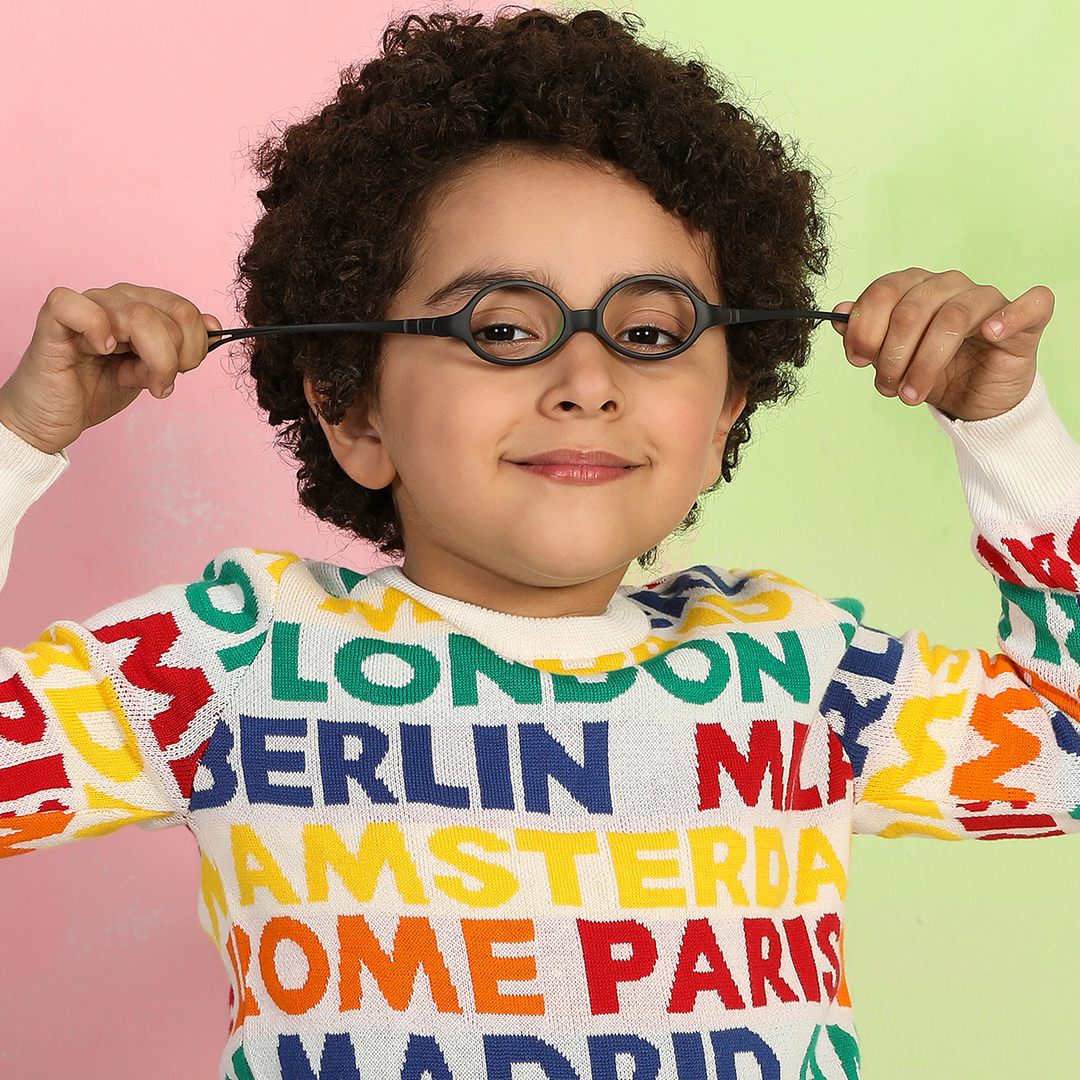 Hooper Online Black Full Rim Round left side