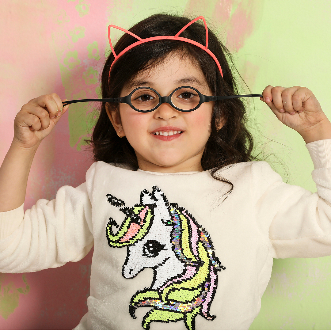 Hooper Black Full Rim Round left side