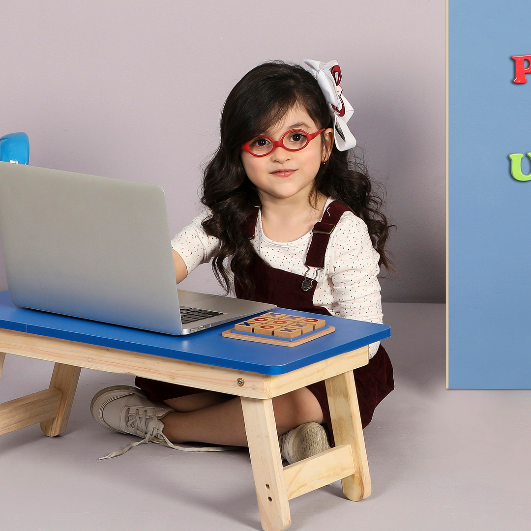 Hooper Online Red Full Rim Round right side