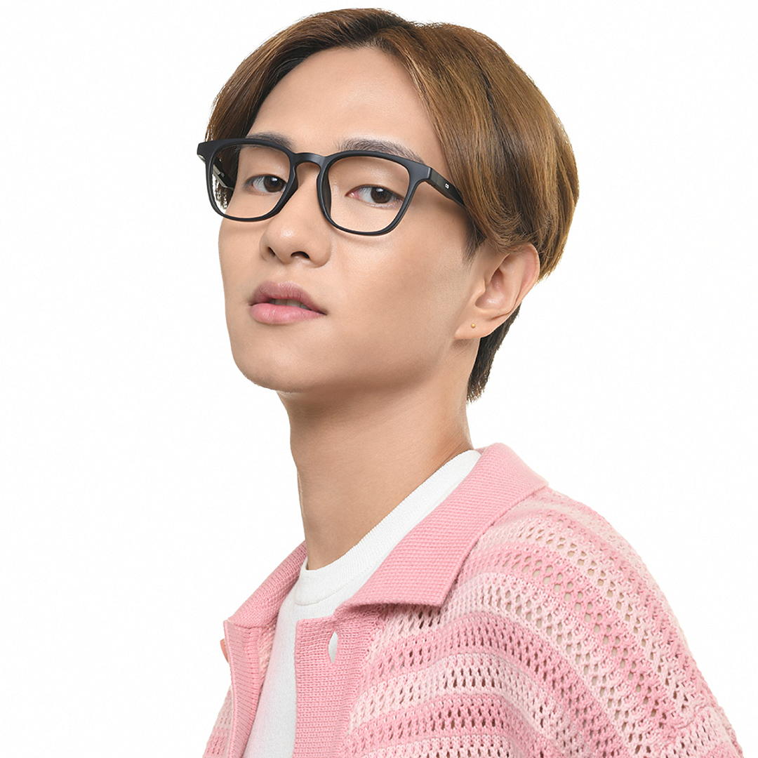 Lenskart Hustlr Black Full Rim Square left side