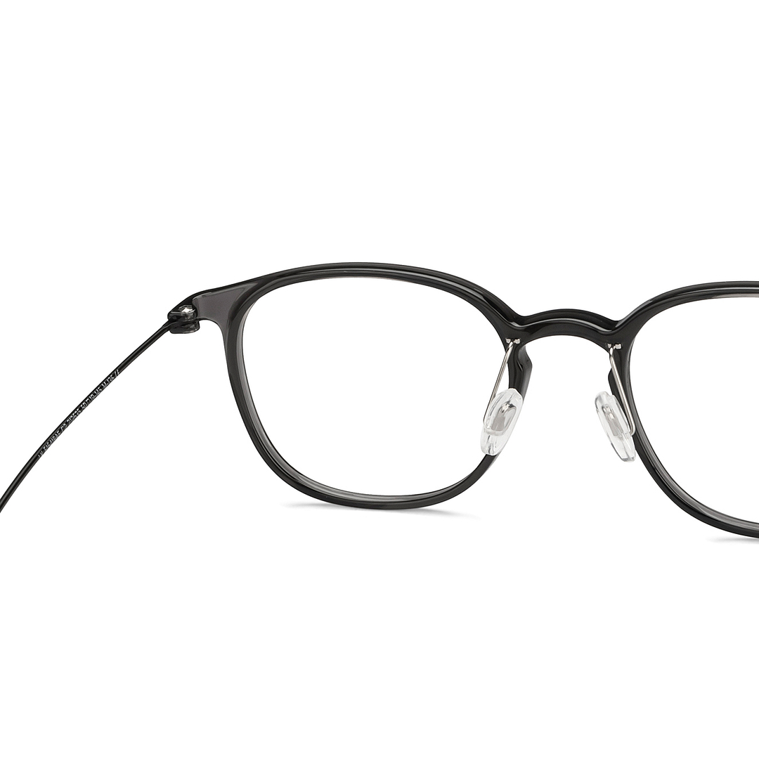 Lenskart Black Full Rim Round right side