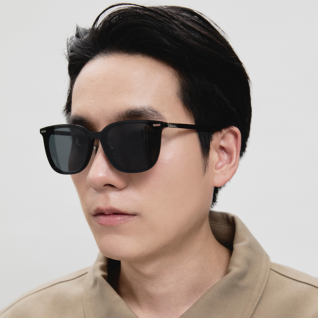 Lenskart Black Full Rim Square left side