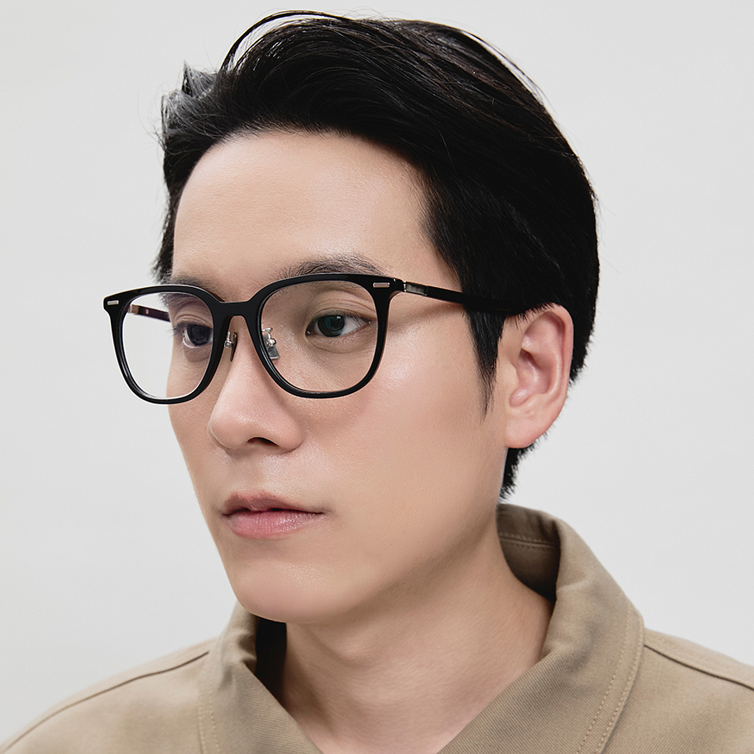 Lenskart Black Full Rim Square right side