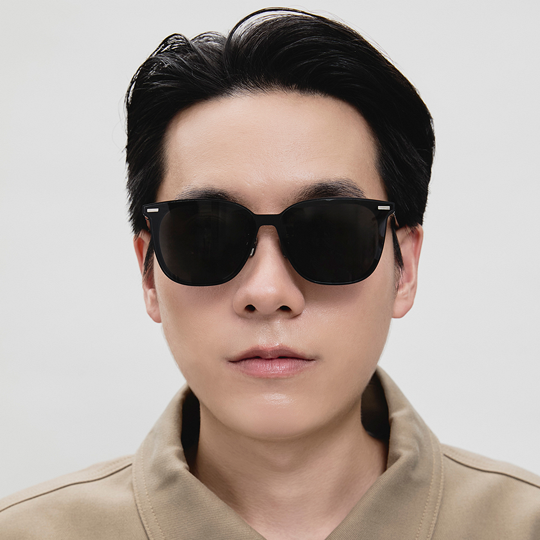 Lenskart Black Full Rim Square right side