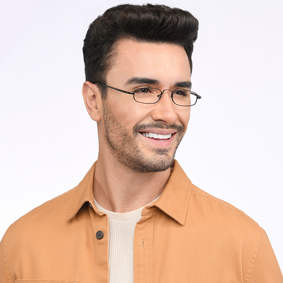 Lenskart READERS Black Full Rim Oval Lenskart READERS LR 6967 Only for 1 Prefitted Powers right side