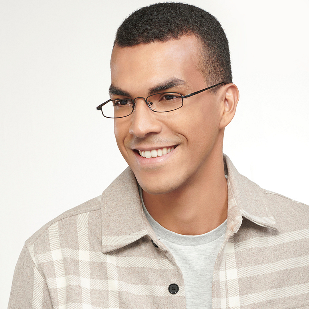 Lenskart READERS Black Full Rim Oval Lenskart READERS LR 6967 Only for 2 5 Prefitted Powers left side