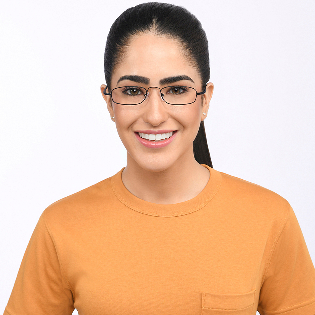 Lenskart READERS Black Full Rim Oval Lenskart READERS LR 6967 Only for 2 5 Prefitted Powers left side