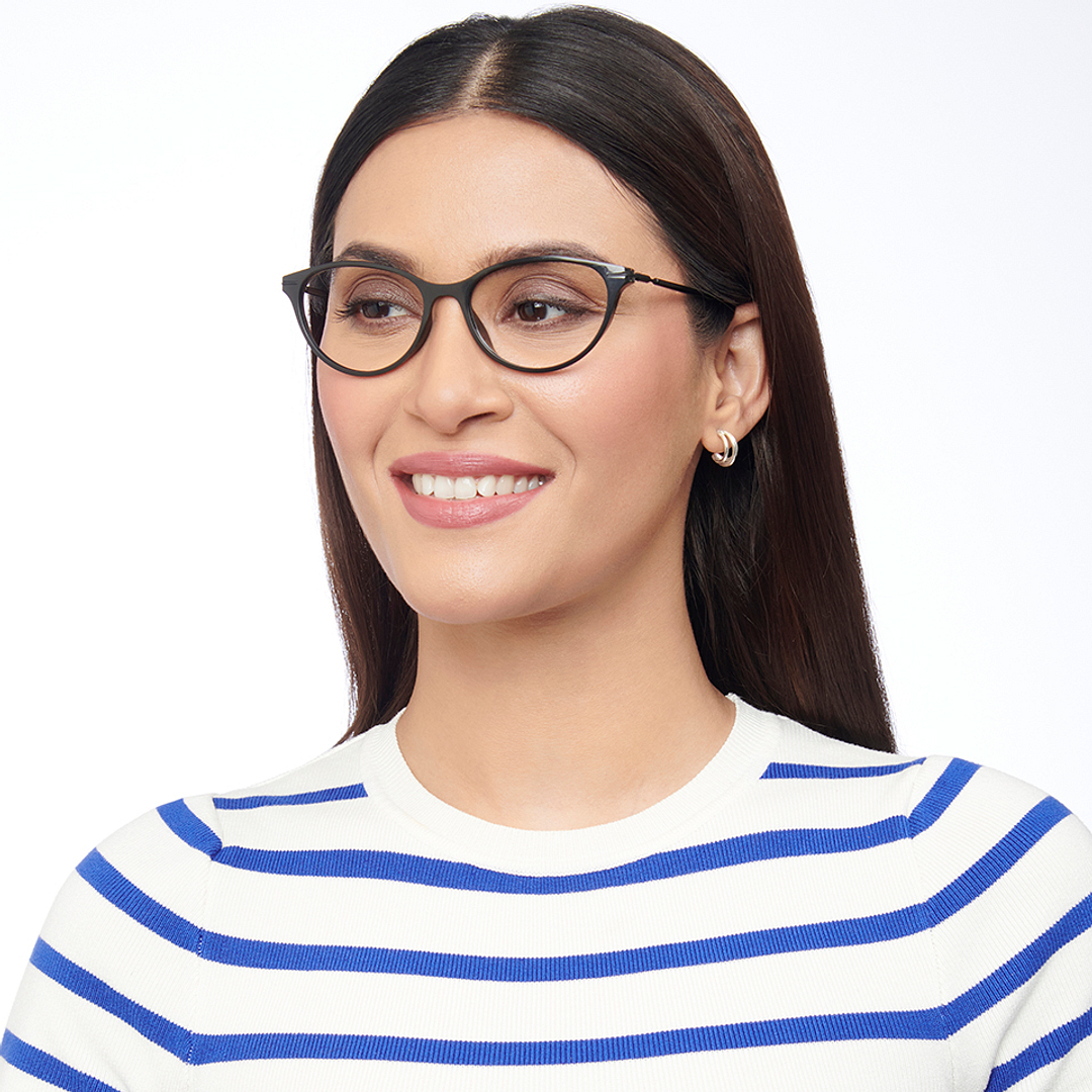 Lenskart BLU Screen Glasses Blue Block Zero Power Screen Glasses : Black Full Rim Cat Eye Lenskart Blu LB E14791-C1 left side