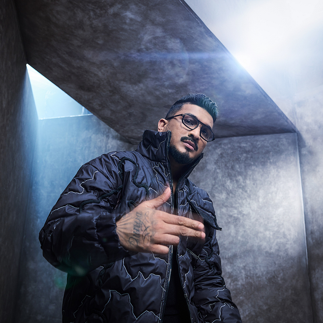 Lenskart STUDIO Black Full Rim Geometric right side